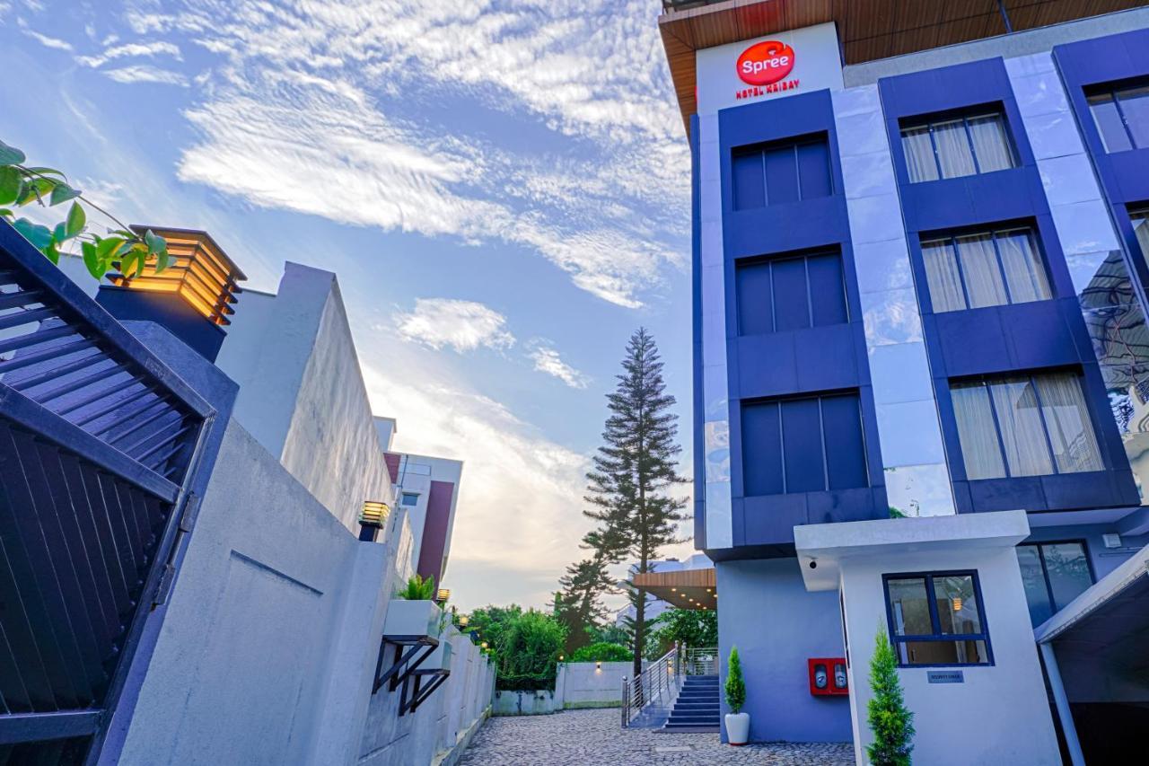 Spree Hotel Kriday Dehradun Eksteriør billede